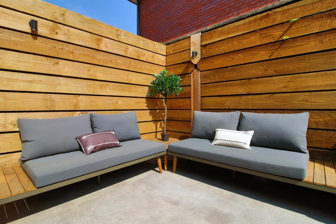 New Spacious 2 Bed Getaway - Private Courtyard! - Underfloor Heating Cardiff Dış mekan fotoğraf